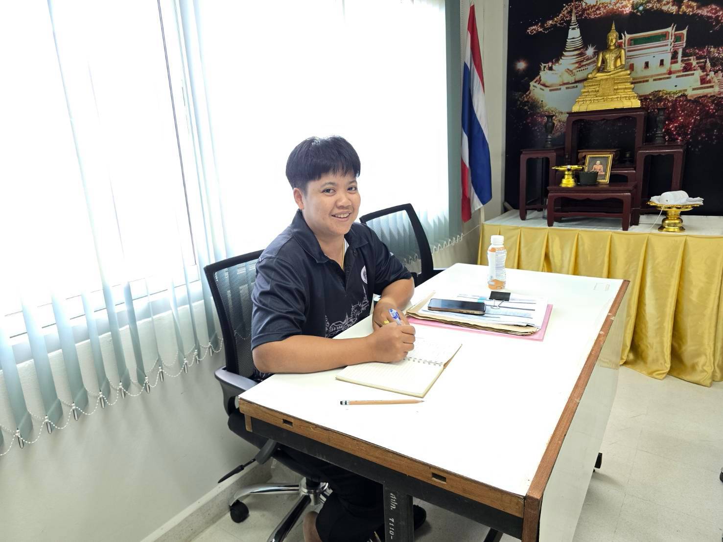 title - ปฏิรูปที่ดินจังหวัดเพชรบุรี พร้อมด้วย เจ้าหน้าที่ ส.ป.ก.เพชรบุรี ประชุมสรุปผลการติดตามแนวทางการแก้ไขปัญหาโครงการแก้ไขปัญหาที่ดินทำกินของเกษตรกรสภาประชาชน 4 ภาค ร่วมกับเจ้าหน้าที่ 3 สำนักของสำนักงานการปฏิรูปที่ดินเพื่ือเกษตรกรรม ได้แก่ สำนักกฎหมาย สำนักจัดการปฏิรูปที่ดิน และสำนักจัดการแผนที่และสารบบที่ดิน